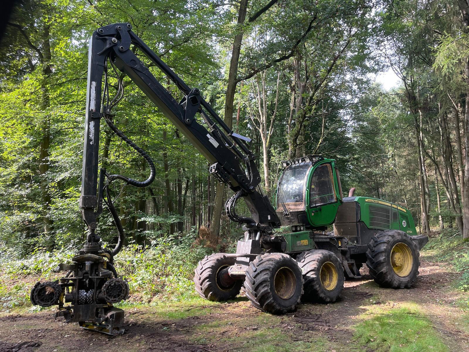 John Deere 1170E